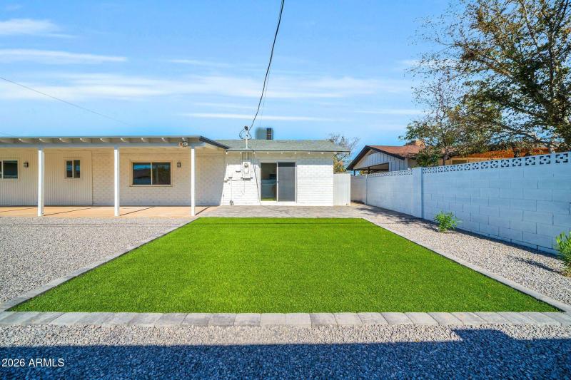 8219 E Whitton Ave-34