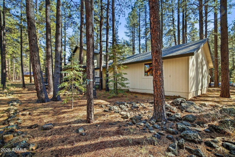 8574EastLn-Pinetop-AZ-40