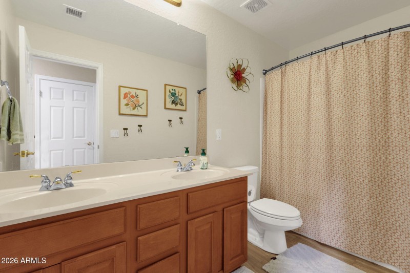 46-web-or-mls-5610-n-lyle-ct