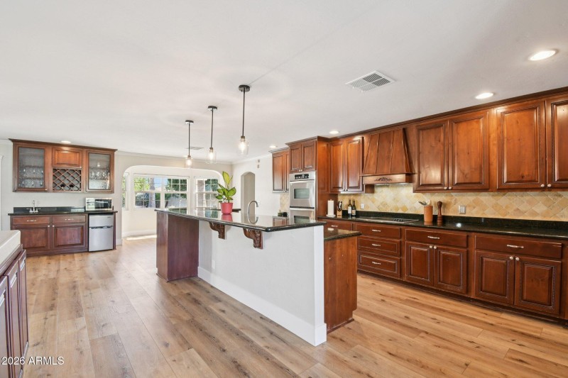 16-web-or-mls-E Estero Ln-S0502-016