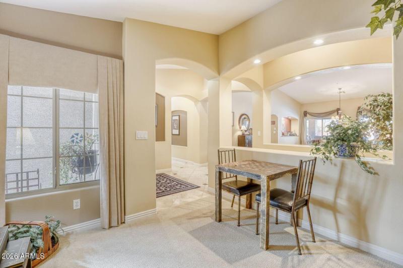 Flex den/office space