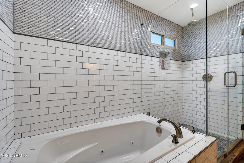 Large shower and jetted tub