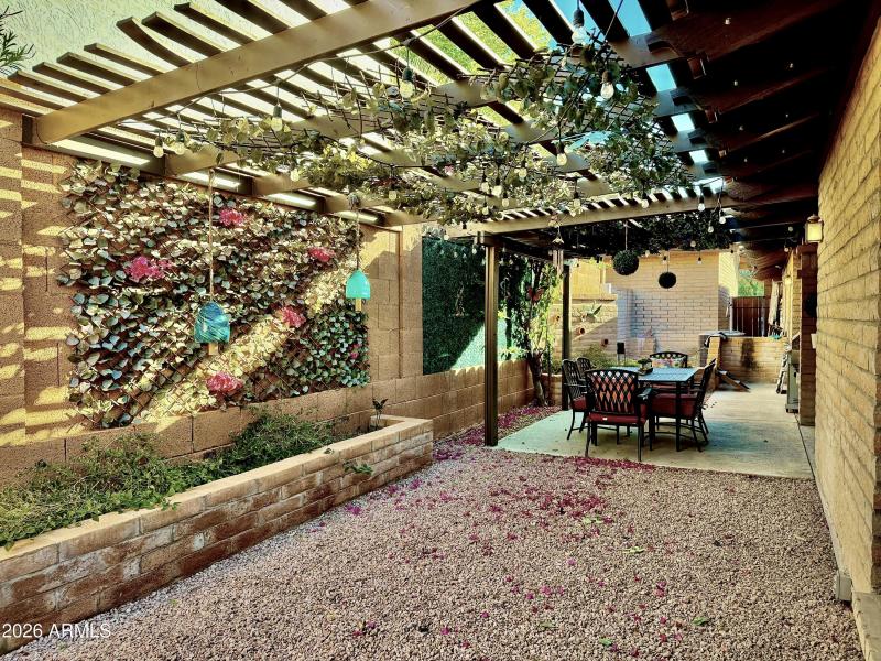 57367C0E-523E-467E-B153-6B6FEA901AD5