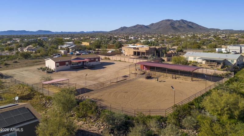 39624 N Central Ave 00019