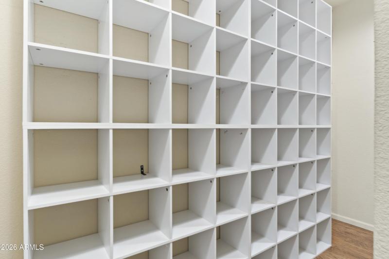 39624 N Central Ave 00038