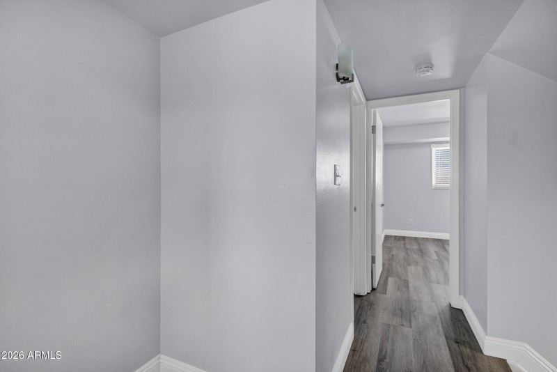 Hallway to bedroom 3 & 4