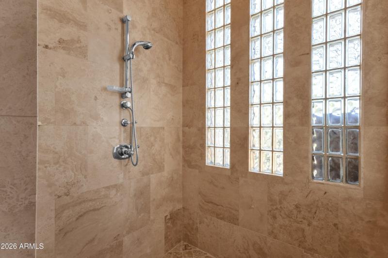 040_2nd Ensuite Bathroom Shower