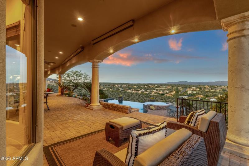 061_2nd Covered Patio