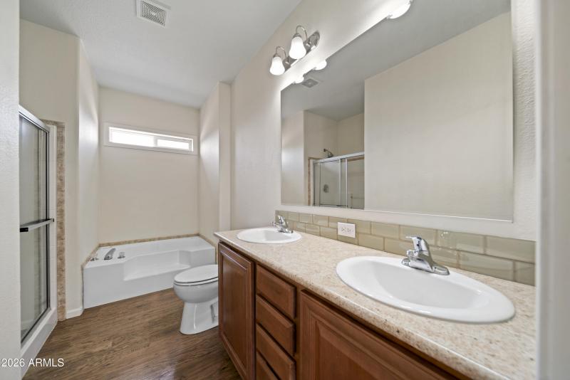 39624 N Central Ave 00040