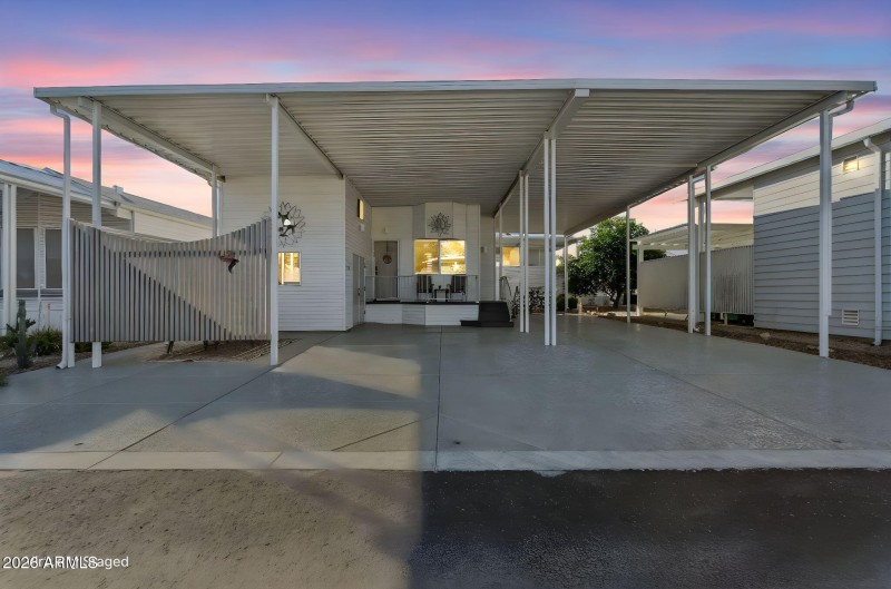 2-web-or-mls-17200-w-bell-rd-869