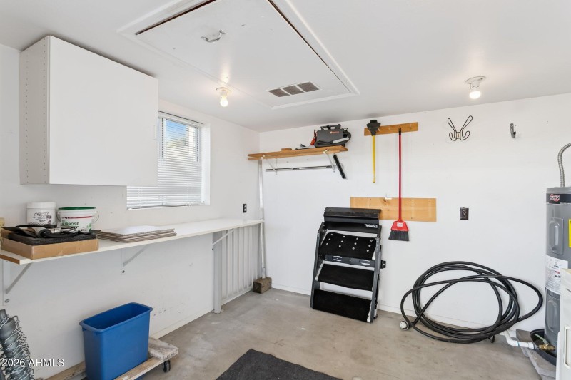 21-web-or-mls-17200-w-bell-rd-869