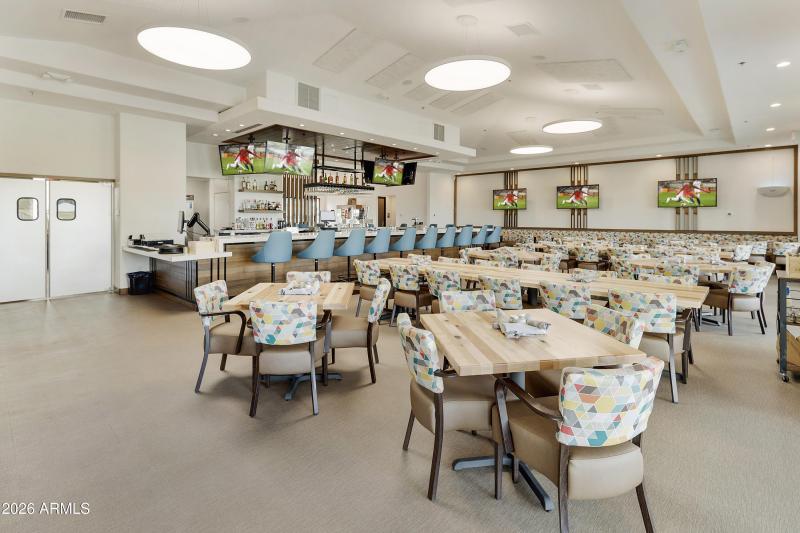 101 1 Grill on the Green (19) Dining