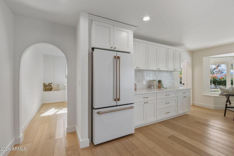 Built-In Storage & Bench Seating