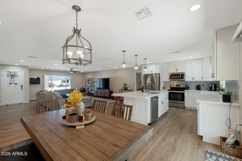 10-web-or-mls-QP-9189