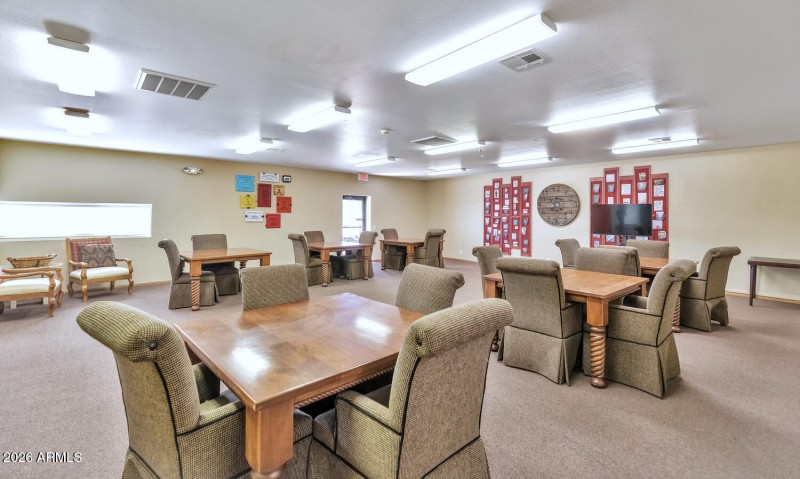 760 W Wickenburg Way-large-046-057-TOD73