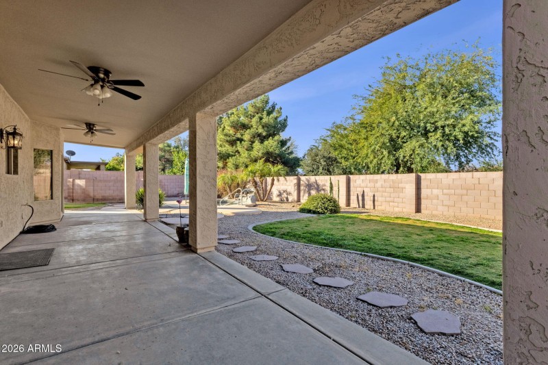 28-web-or-mls-4560-s-springs-dr