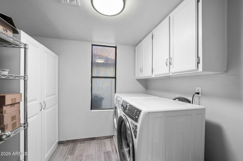 023__1214 W Seashore Dr