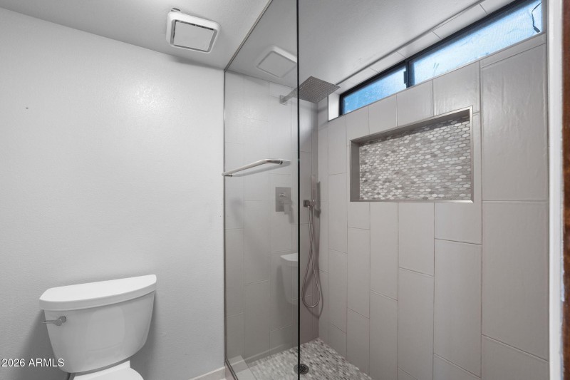 026__1214 W Seashore Dr