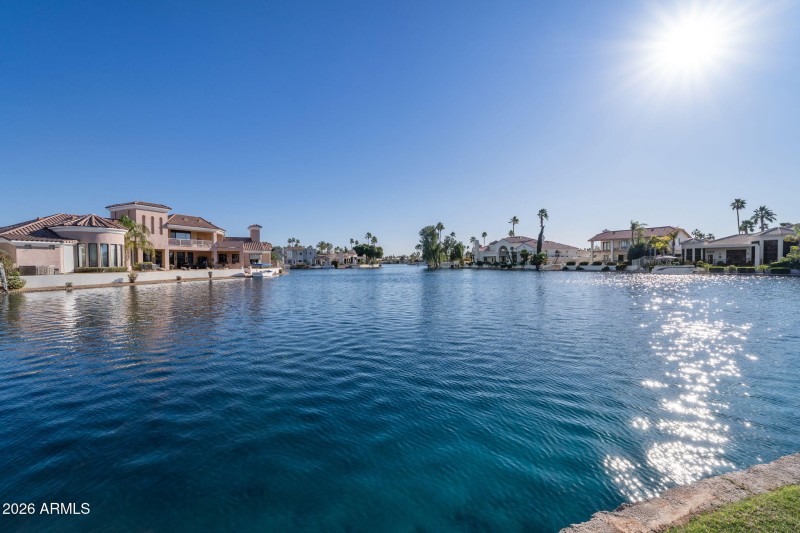 031__1214 W Seashore Dr