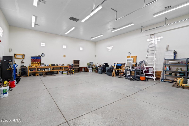 34-Workshop RV Garage