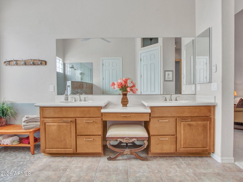 10-Primary-Bedroom-and-Bath-(6)