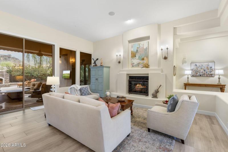 Living Room w/ Gas Fireplace