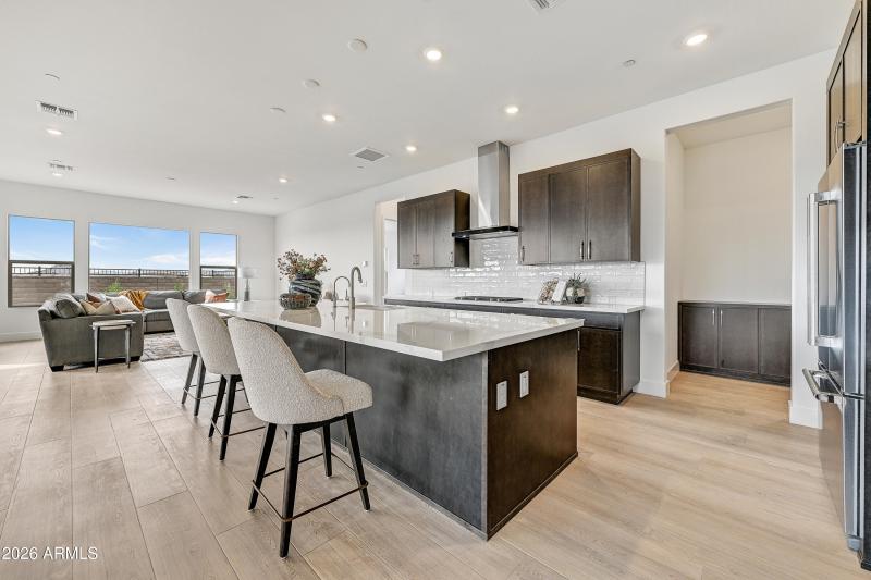 Trilogy_Ridgecrest_Latigo_HS_89_kitchen