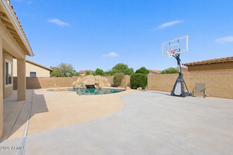 Backyard with paved RV?/Sportcourt