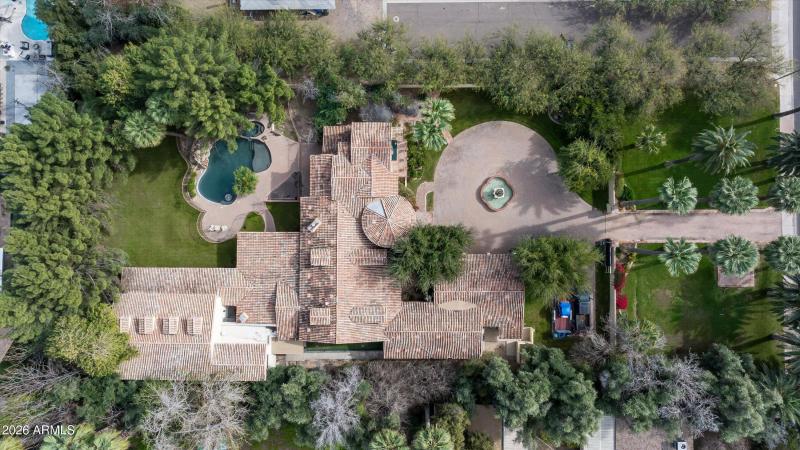 20-30EGlendaleAve-20