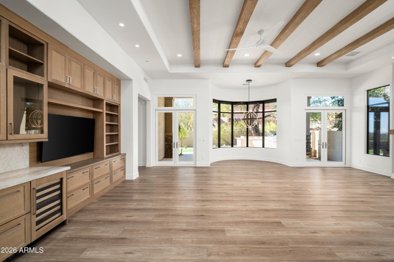 9280EThompsonPeakPkwy42-9