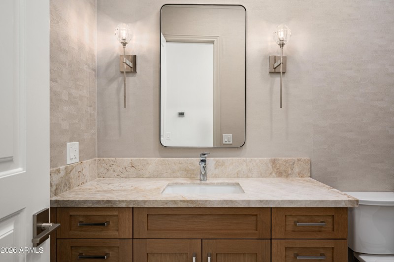 9280EThompsonPeakPkwy42-34