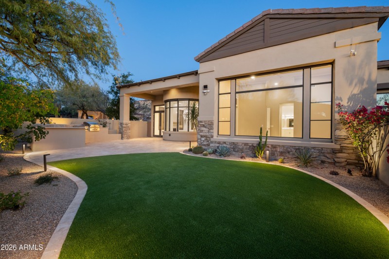 9280EThompsonPeakPkwy42-41