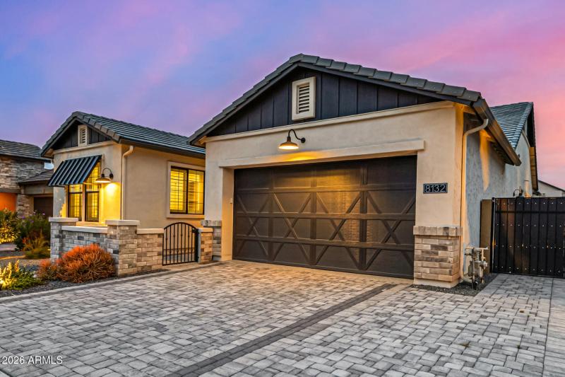 Single level community