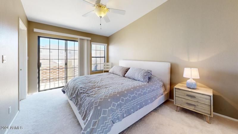 8300-E-Via-de-Ventura-2025-Bedroom