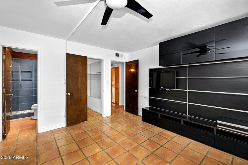 10411 N 11th Ave #11