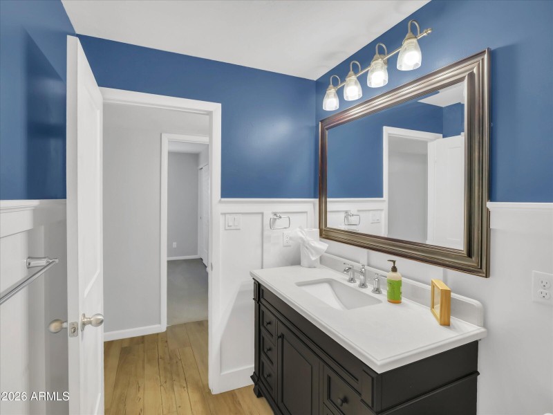 24-2401 S Saratoga-24