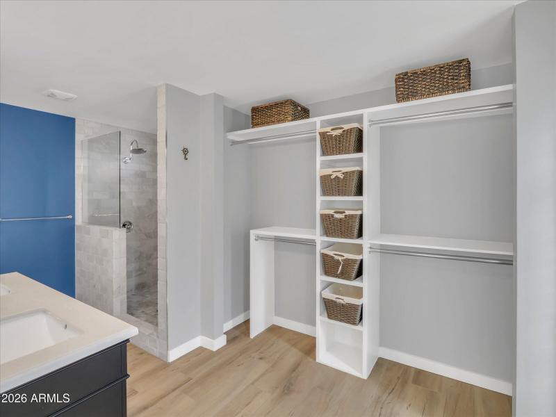 34-2401 S Saratoga-34