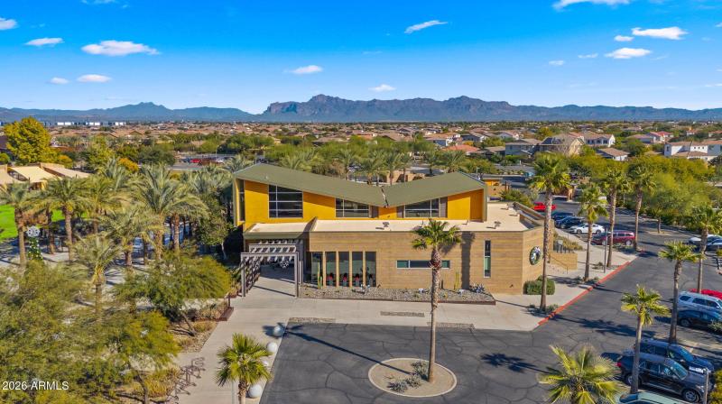 42-web-or-mls-EAST MARK COMMUNITY CENTER