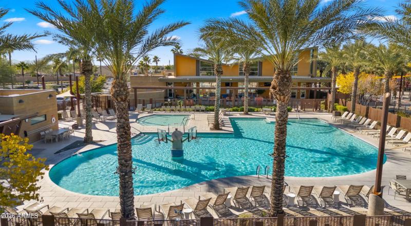 47-web-or-mls-EAST MARK COMMUNITY CENTER