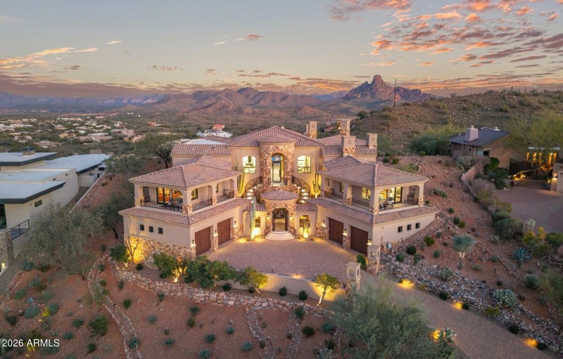 9205 N Horizon Trila Front TWO Aerial 00