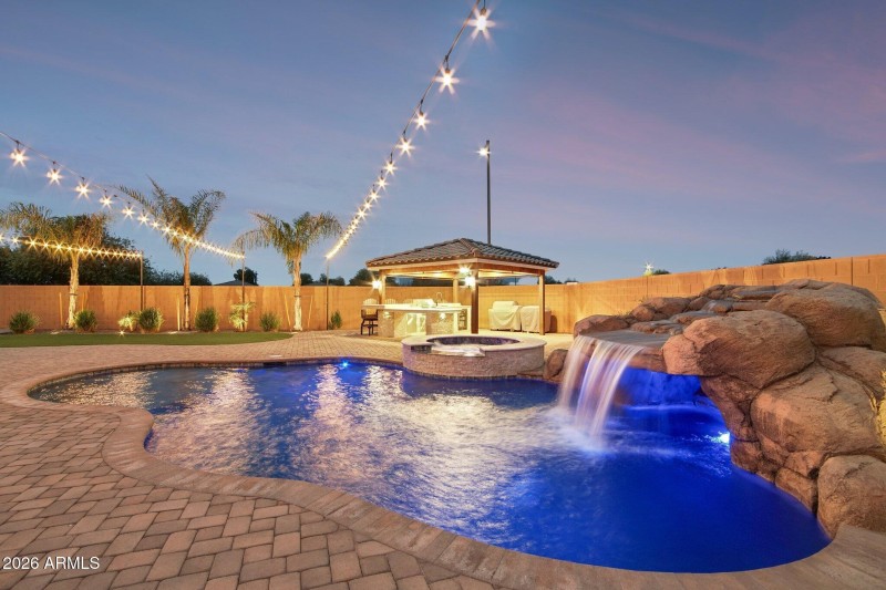 54-web-or-mls-RT-0602-09