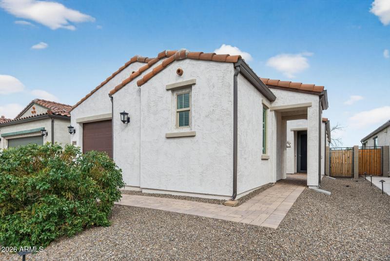 Front Exterior of 2022 Built Agave Plan