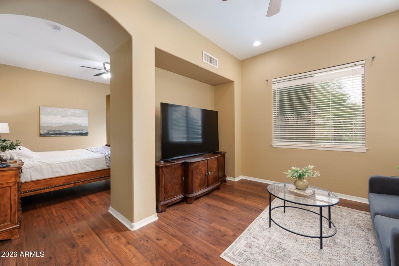 E Victoria St (1937)-10