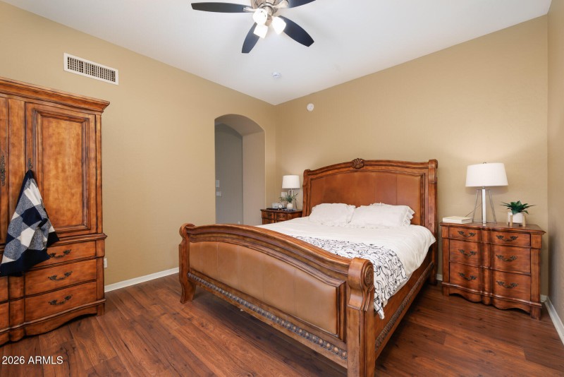 E Victoria St (1937)-14