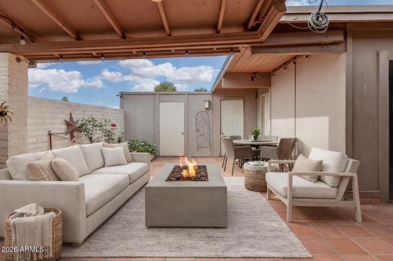 Patio- virtual- Stapley #134