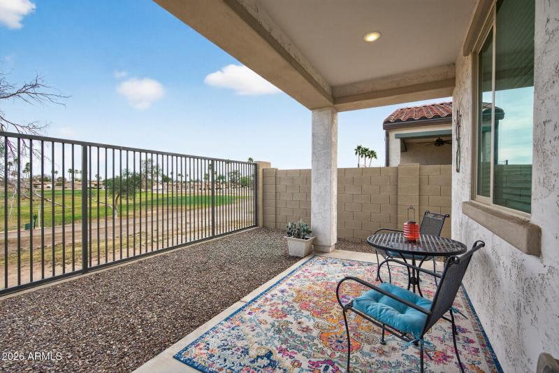 Back GOLF VIEW patio towards GOLF