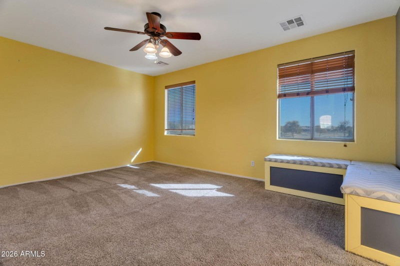 12-web-or-mls-QP-9740