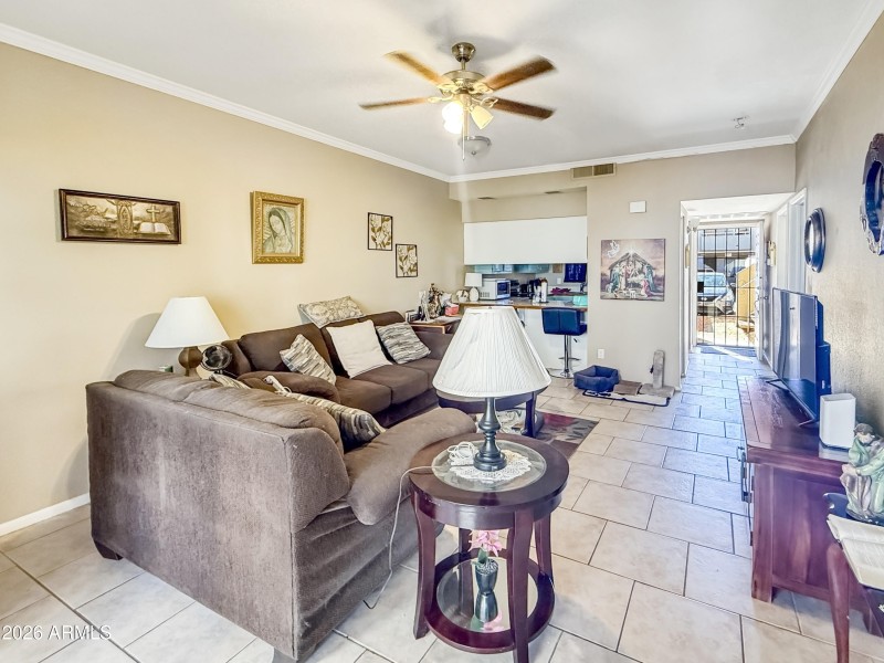 c176160c6edf1277e38b24ee22f620f72c86db79