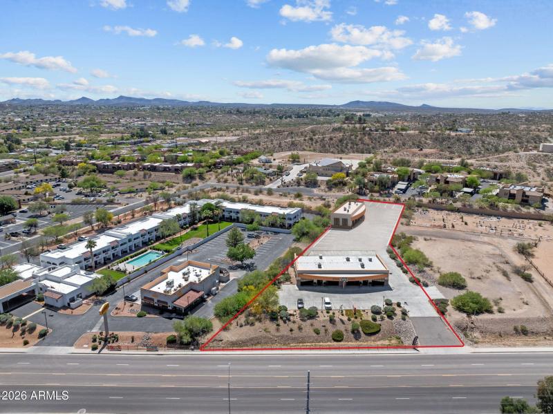 1120 N Tegner St - virtual staging