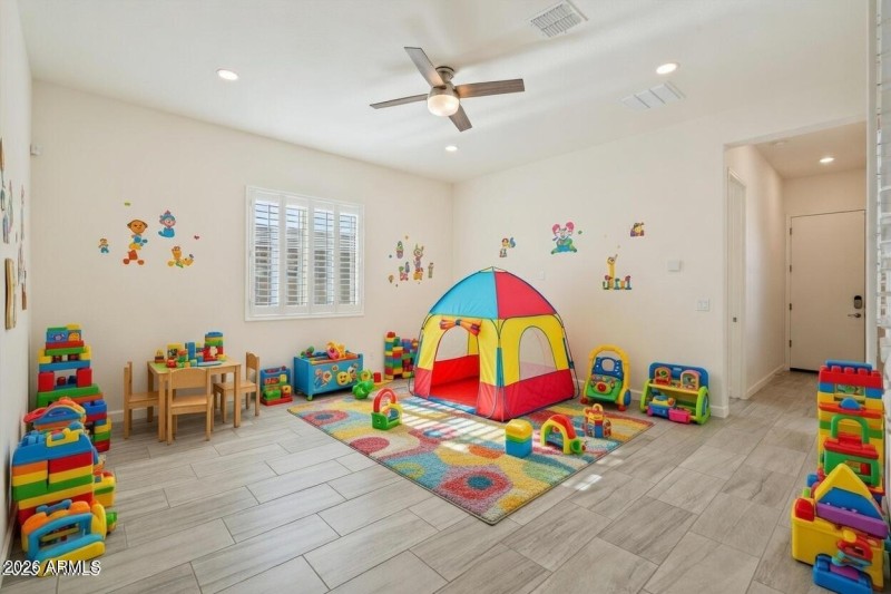 onus room option playroom